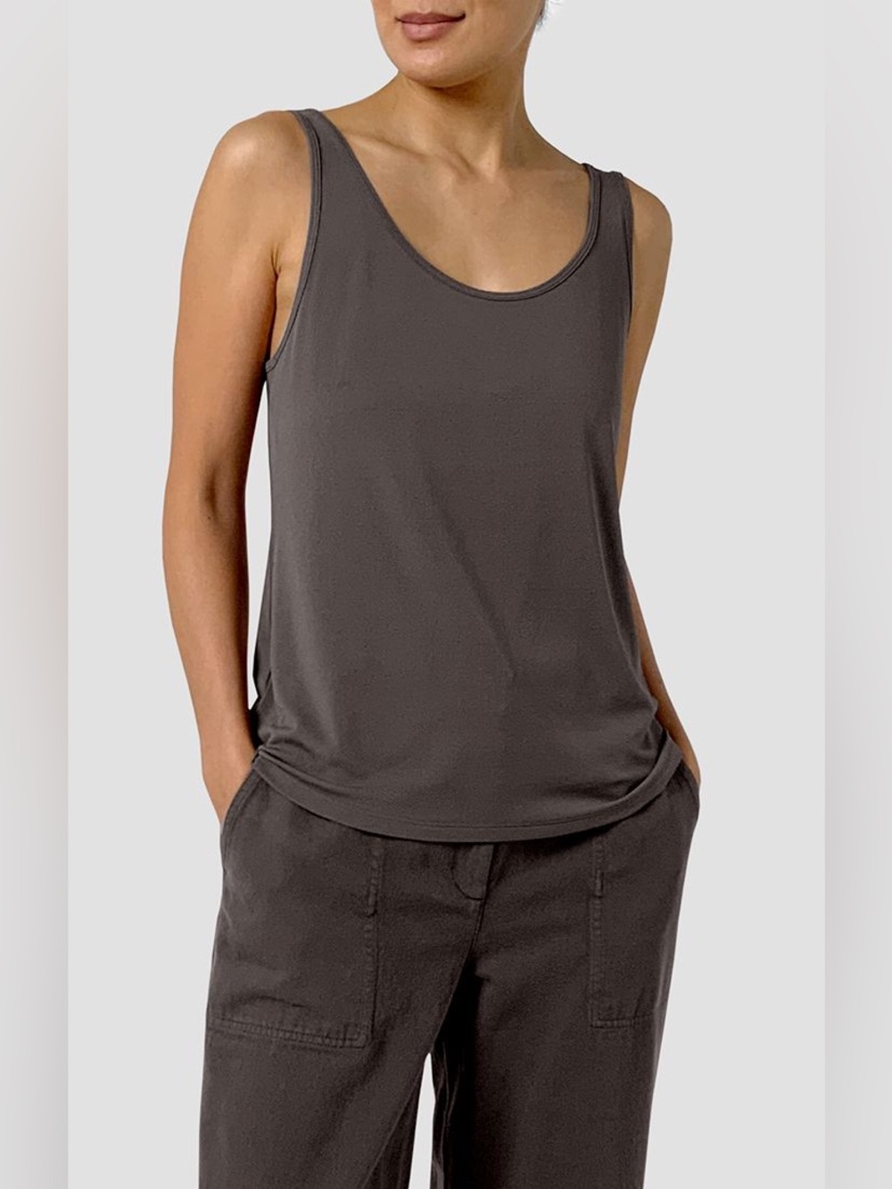 Eileen Fisher Scoop Neck 100 Silk Tank Top Blouse in Grey, Women’s size XS